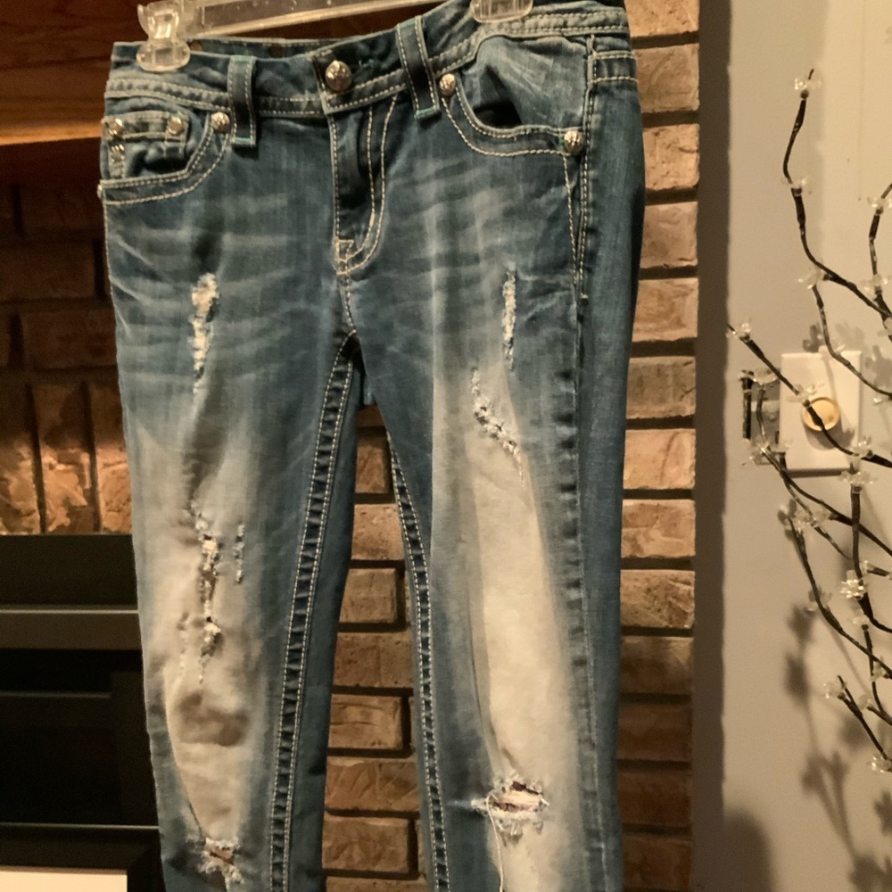 Miss Me cropped jeans